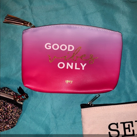 Bags - Picture 5 of 5